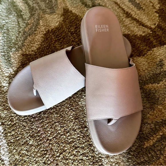 Eileen Fisher Women's Cream Sandals - Picture 5 of 8